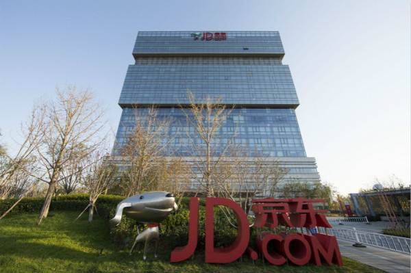 Đại gia JD.com vừa bơm tiền đầu tư vào Tiki.vn là ai? 